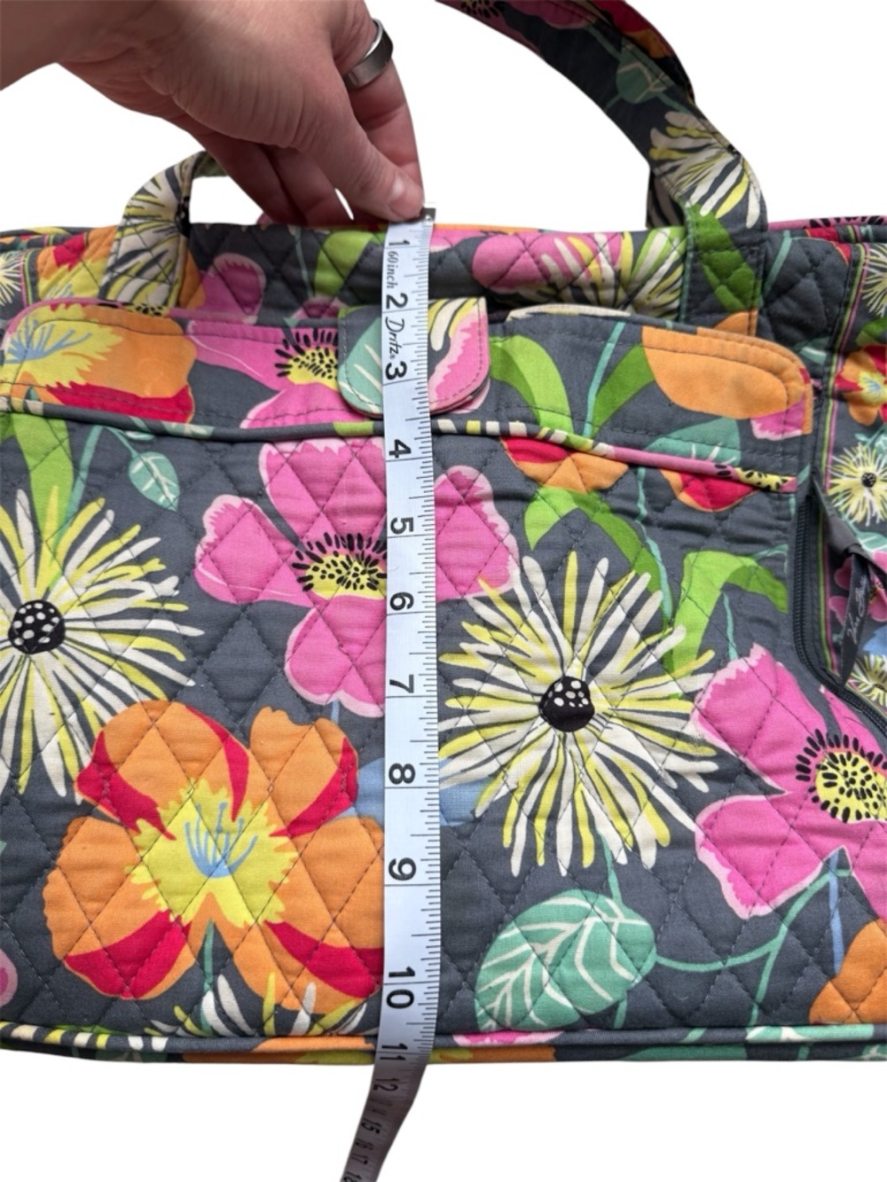 Vera Bradley baby bag in jazzy blooms retired print. Large Shoulder tote bag - Picture 4 of 12